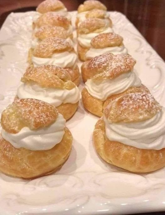 MOM’S FAMOUS CREAM PUFFS  Try it, you will not regret it!