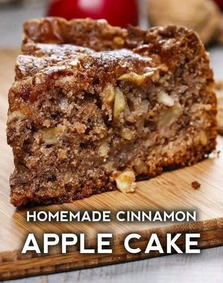 Homemade Cinnamon Apple Cake