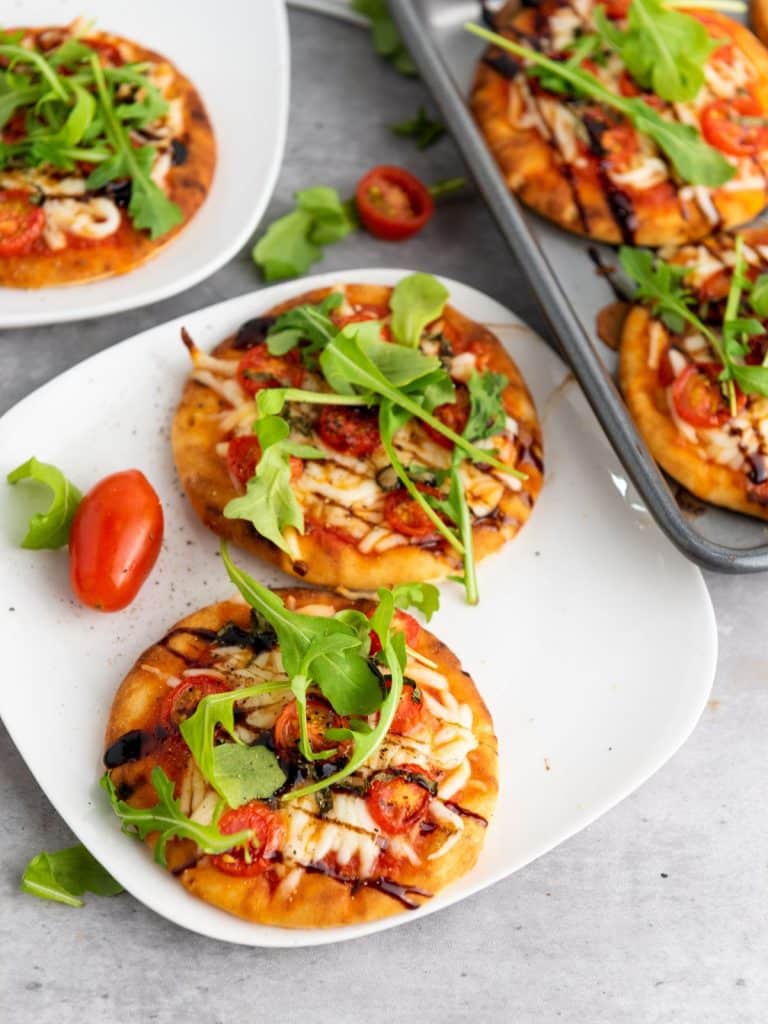 Easy Mini Pizzas