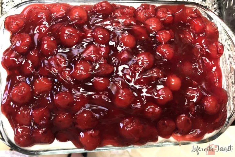 Grandma’s Cherry Delight Dessert Recipe